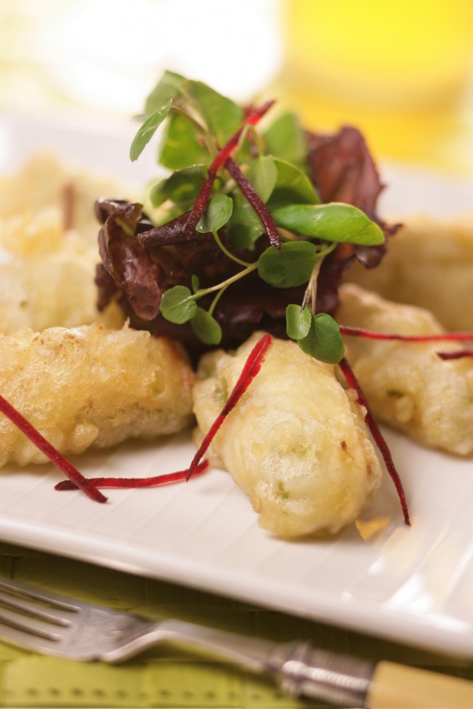 Deepfried Celery filled with cream cheese & garlic in Tempura Batter Love The Crunch